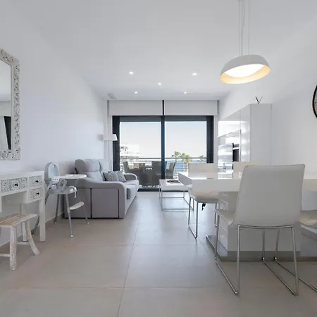 Infinity View - Access To Hot Tubs & Pools Apartment