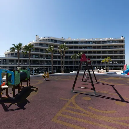 Infinity View - Access To Hot Tubs & Pools Apartment *