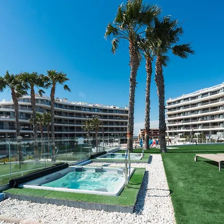 Infinity View - Access To Hot Tubs & Pools Apartment *