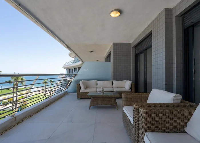 Infinity View - Access To Hot Tubs & Pools